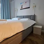 Vipwarsawapartments Diamond Mennica 아파트 바르샤바