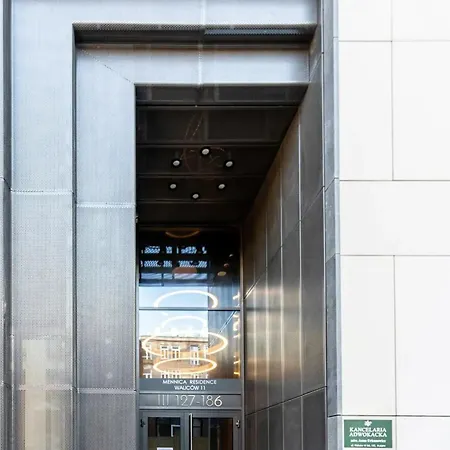Vipwarsawapartments Diamond Mennica Daire Varşova
