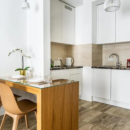 Vipwarsawapartments Diamond Mennica *