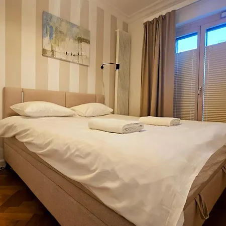 Vipwarsawapartments Diamond Mennica *