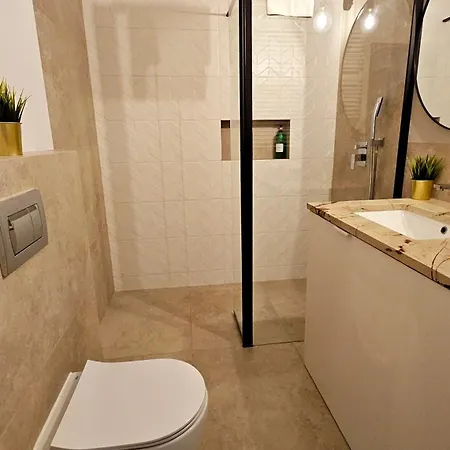 Daire Vipwarsawapartments Diamond Mennica *