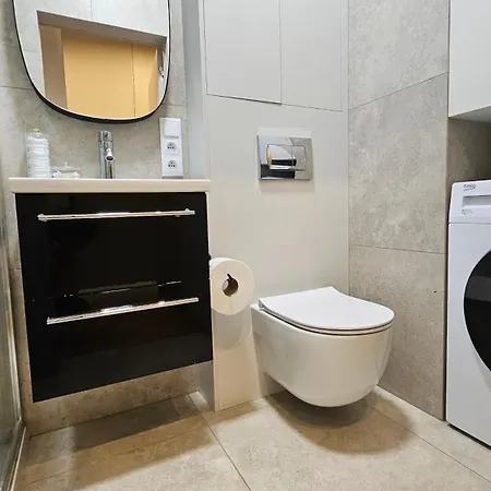 Vipwarsawapartments Diamond Mennica * Варшава