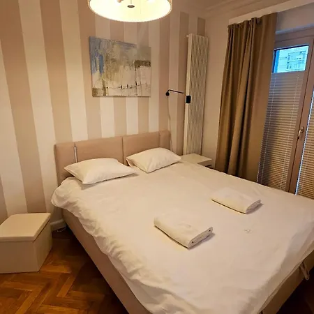 Apartment Vipwarsawapartments Diamond Mennica Warsaw